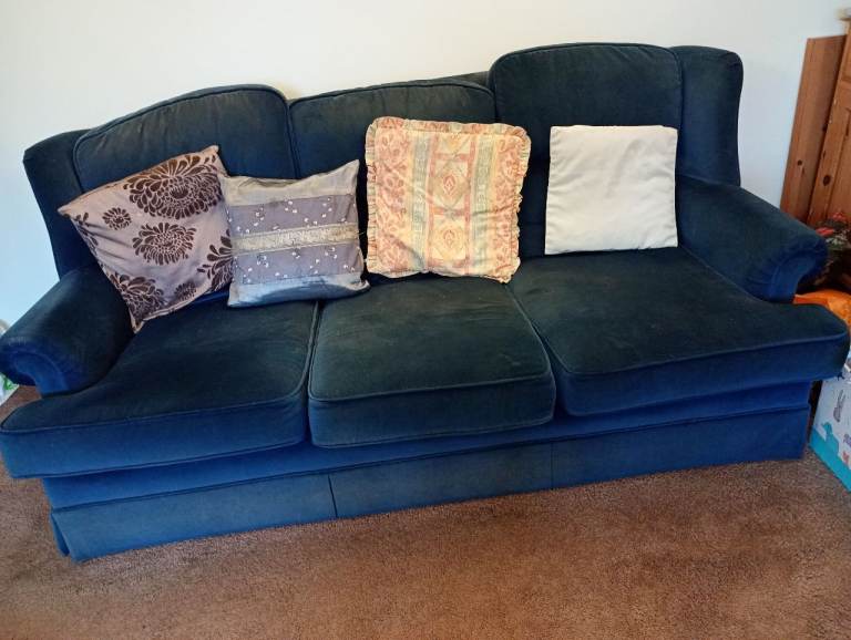 Blue Sofa for FREE