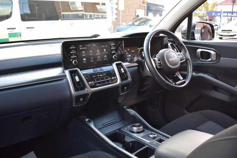 2021 Kia Sorento 1.6 T-GDi HEV 2 5dr Auto ESTATE PETROL/ELECTRIC Automatic
