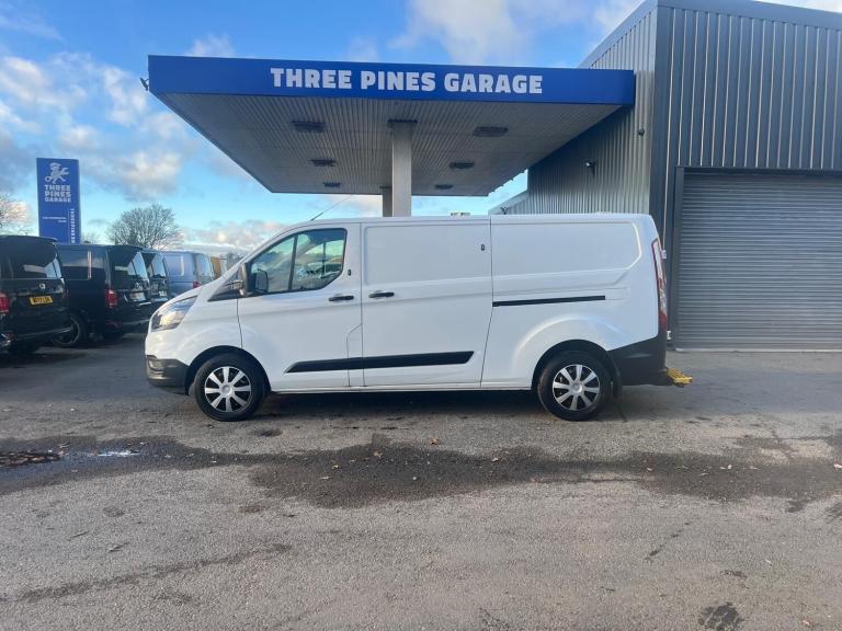 Ford Transit Custom 2.0 EcoBlue 130ps Leader L2 FSH 1 Owner A/C Tidy Van Inc Vat