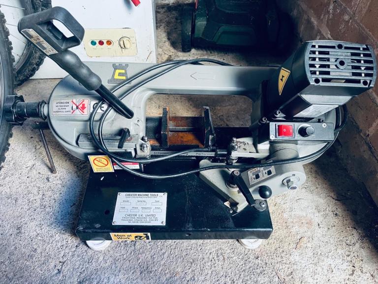 Chester Machine Tools HV85 Metal Cutting Power Band Saw 240V Corded