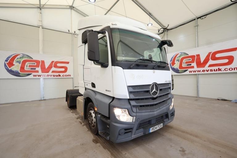 2014 (14 PLATE) Mercedes Benz ACTROS 1840 4x2 Euro 6 Tractor Units