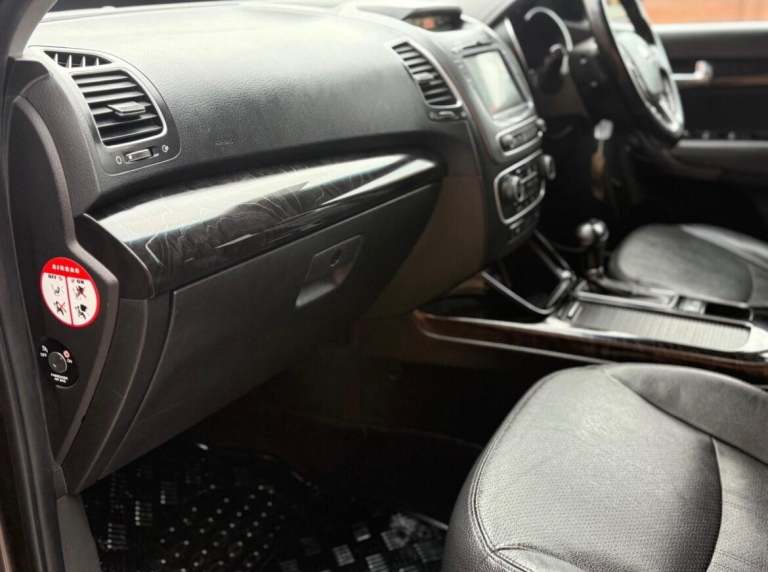 2013 Kia Sorento 2.2 CRDi KX-2 5dr Auto [Sat Nav] ESTATE DIESEL Automatic