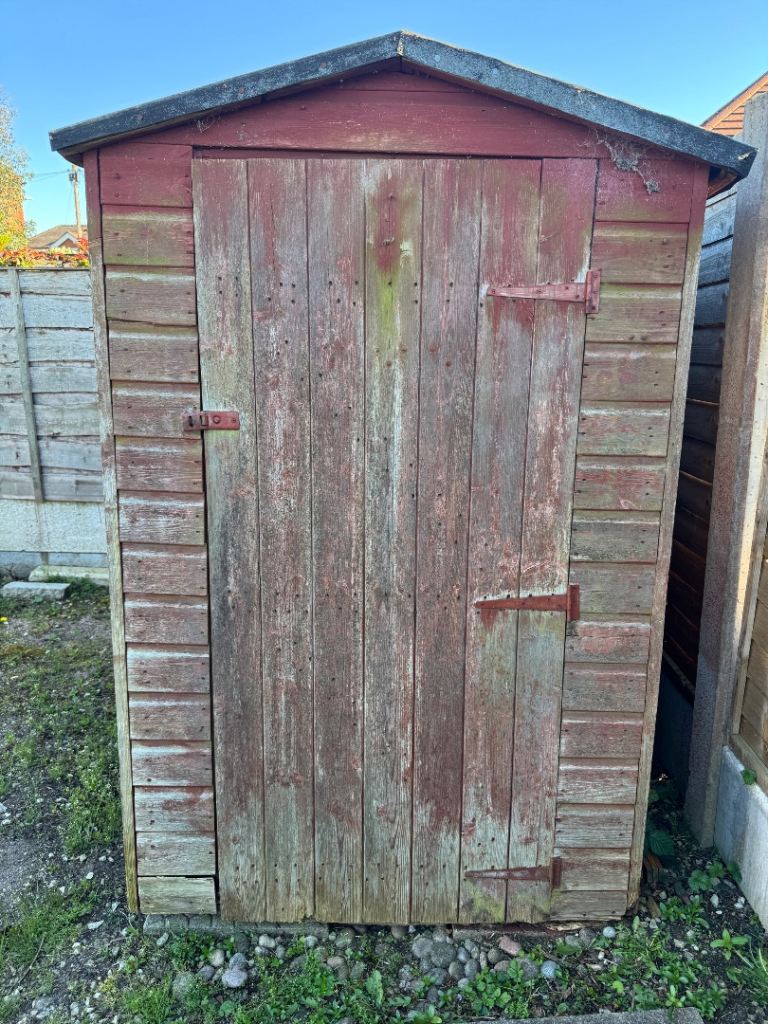 Wooden Garden shed in good condition free collection. 