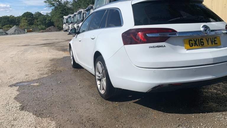 Vauxhall, INSIGNIA, Estate, 2016, Other, 1598 (cc), 5 doors