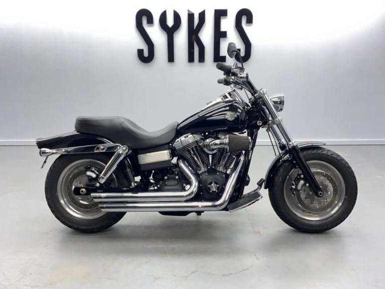 2008 Harley-Davidson FXDF Dyna Fat Bob in Vivid Black