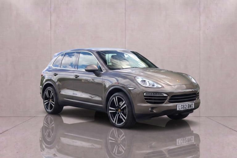 2012 Porsche Cayenne 3.0 Cayenne V6 D Tiptronic 4WD 5dr SUV Diesel Automatic