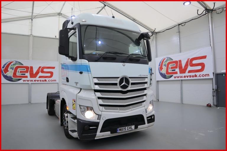 2015 (15 PLATE) Mercedes Benz ACTROS 2345 6x2 Euro 6 Tractor Units