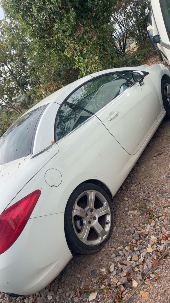 Peugeot, 308, Convertible, 2011, Manual, 1997 (cc), 2 doors