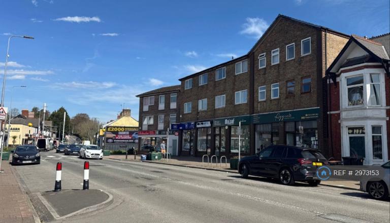 1 bedroom flat in Avocet House, Cardiff, CF14 (1 bed) (#2973153)