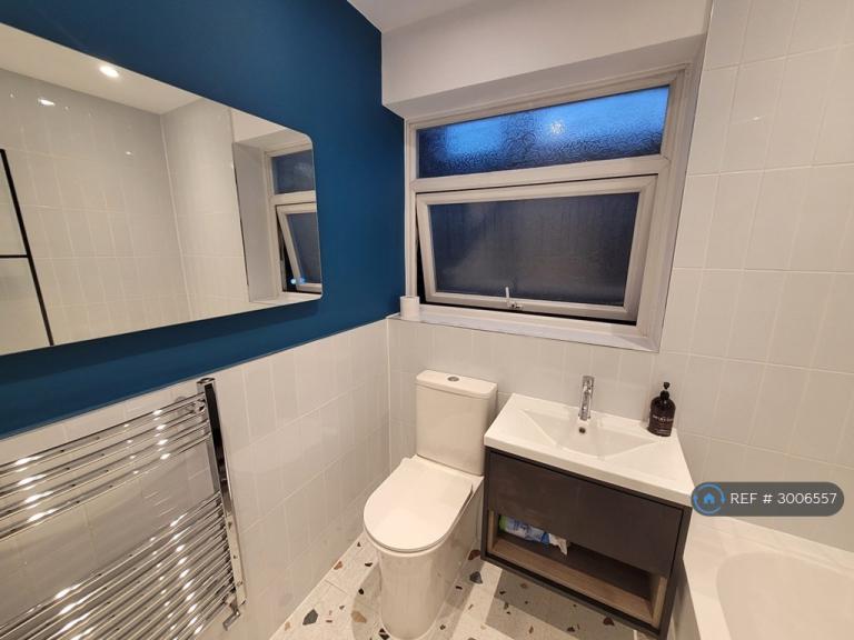 2 bedroom flat in Cambrian Court, South Croydon, CR2 (2 bed) (#3006557)
