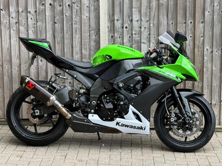 KAWASAKI NINJA ZX10R 2010 (60) ANNIVERSARY EDITION SUPER SPORT