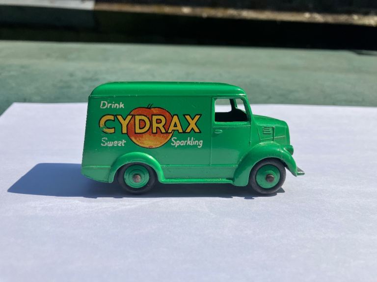 Dinky Trojan van