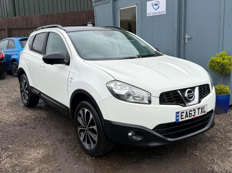 NISSAN QASHQAI 1.6 360 2WD Euro 5 5dr 2013