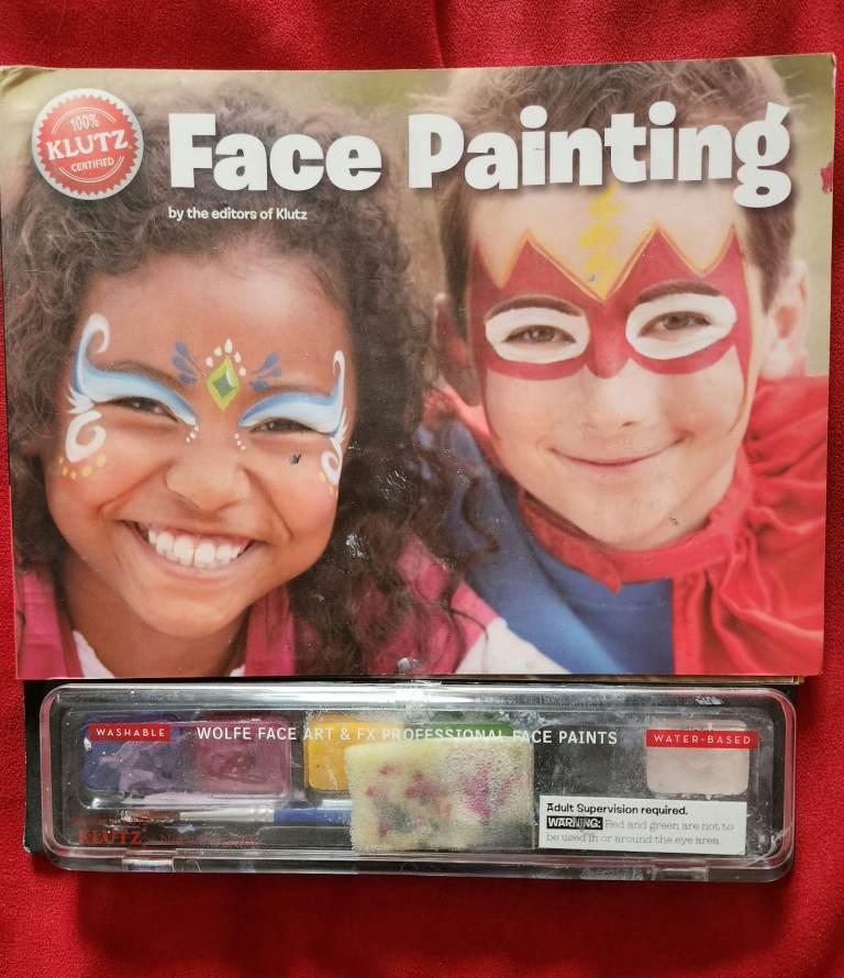 BOOK ON FACE PAINTING FOR CHILDREN - basic outlines, ideas, 