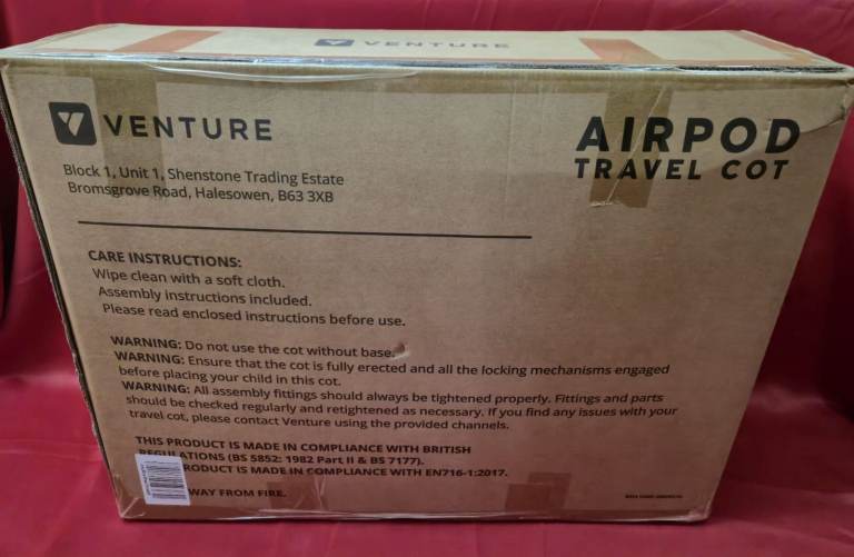 Venture Airpod Travel Cot – Lightweight Foldable 0-3 years (Green)