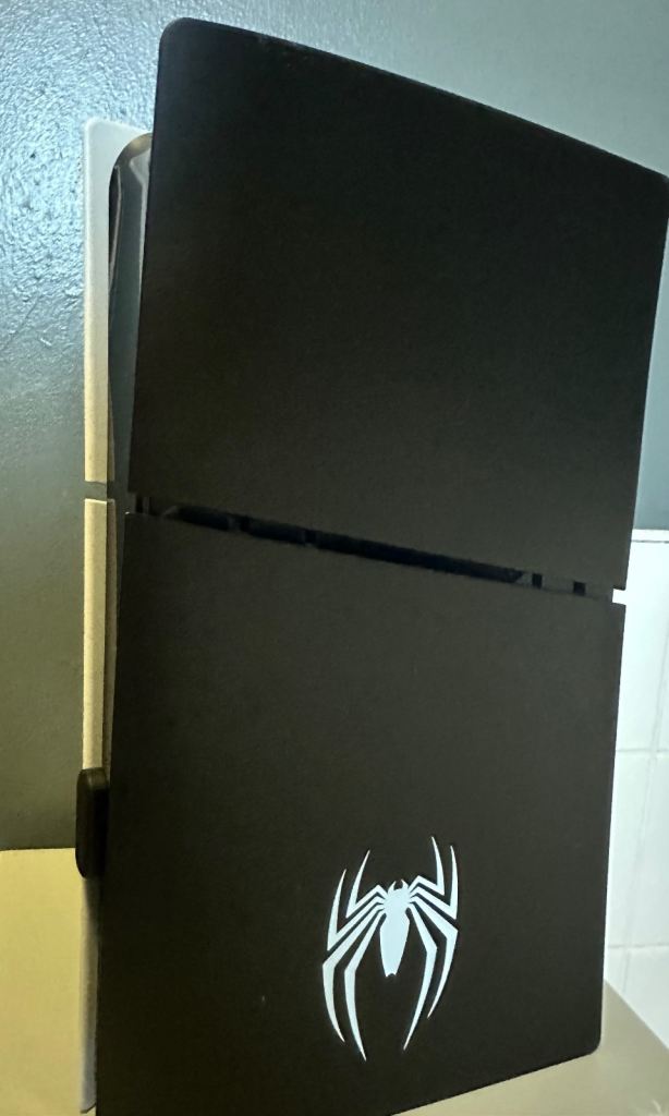 Ps5 digital slim half black half white