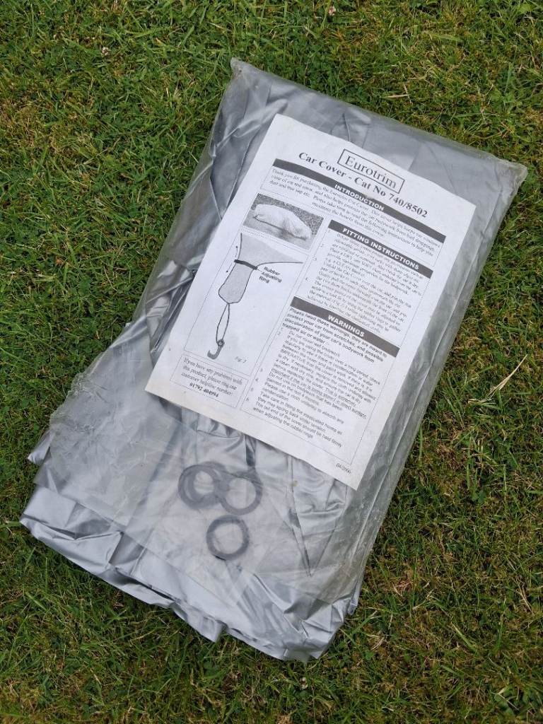 Car cover, un-used, perfect condition 