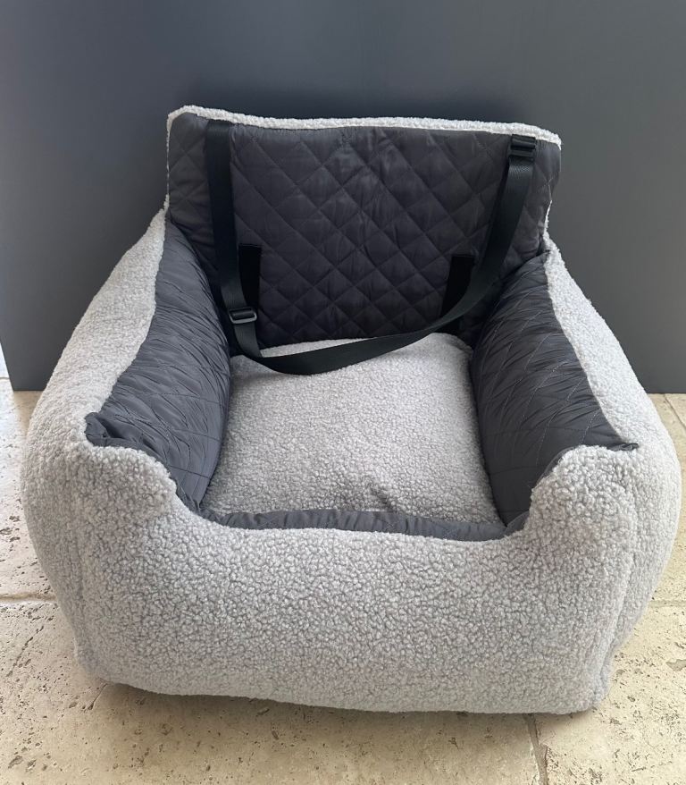 New dog car seat grey