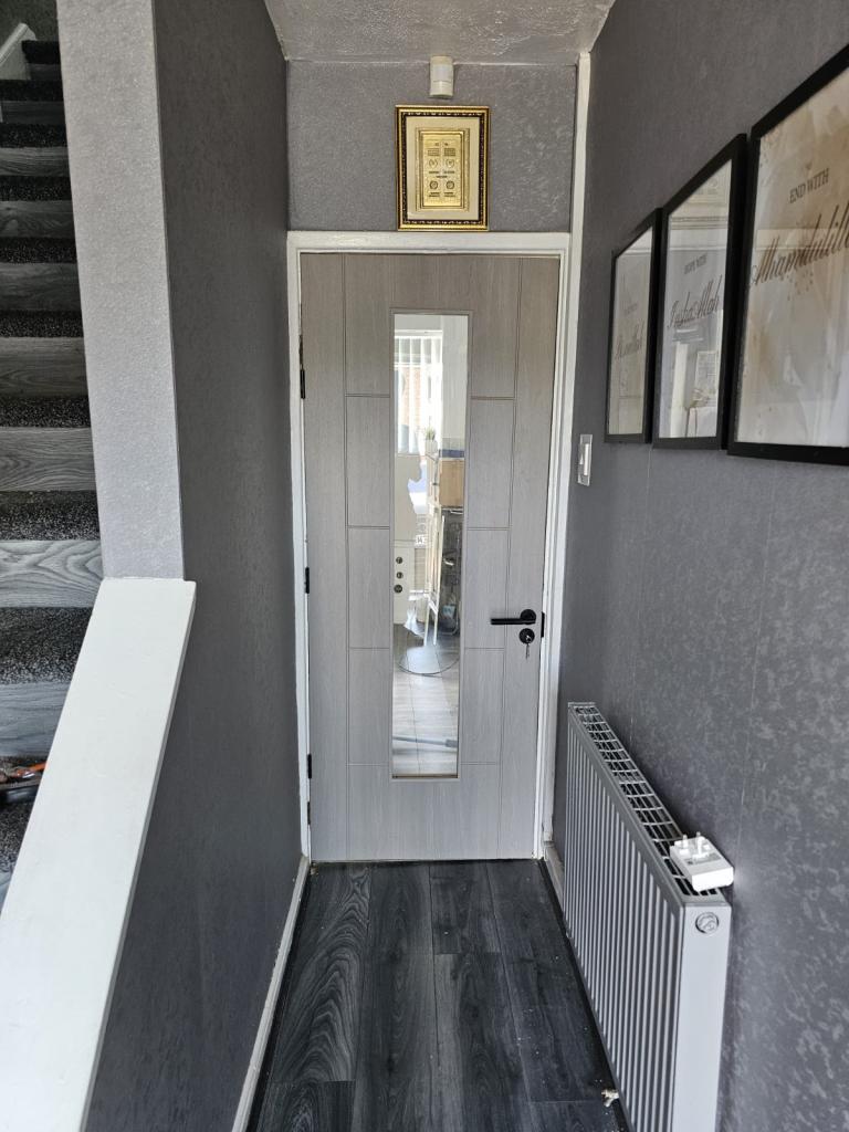 Door Fitter