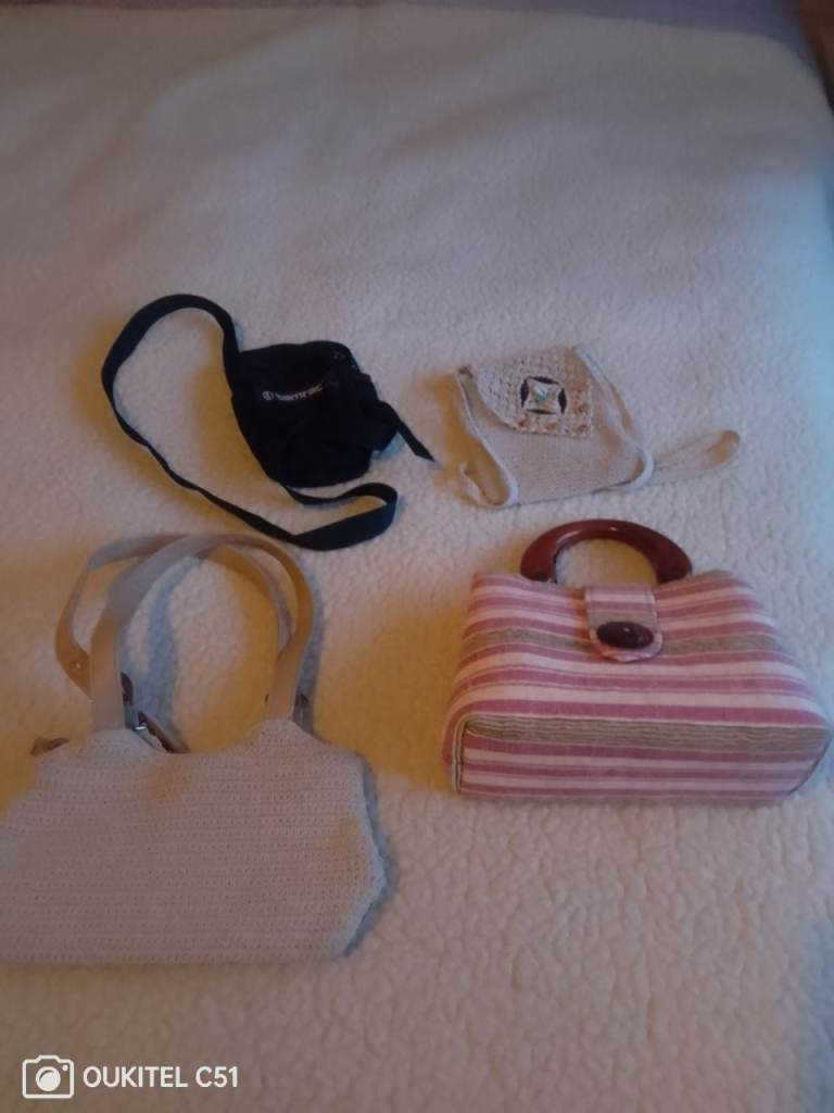 Four ladies hand bagss