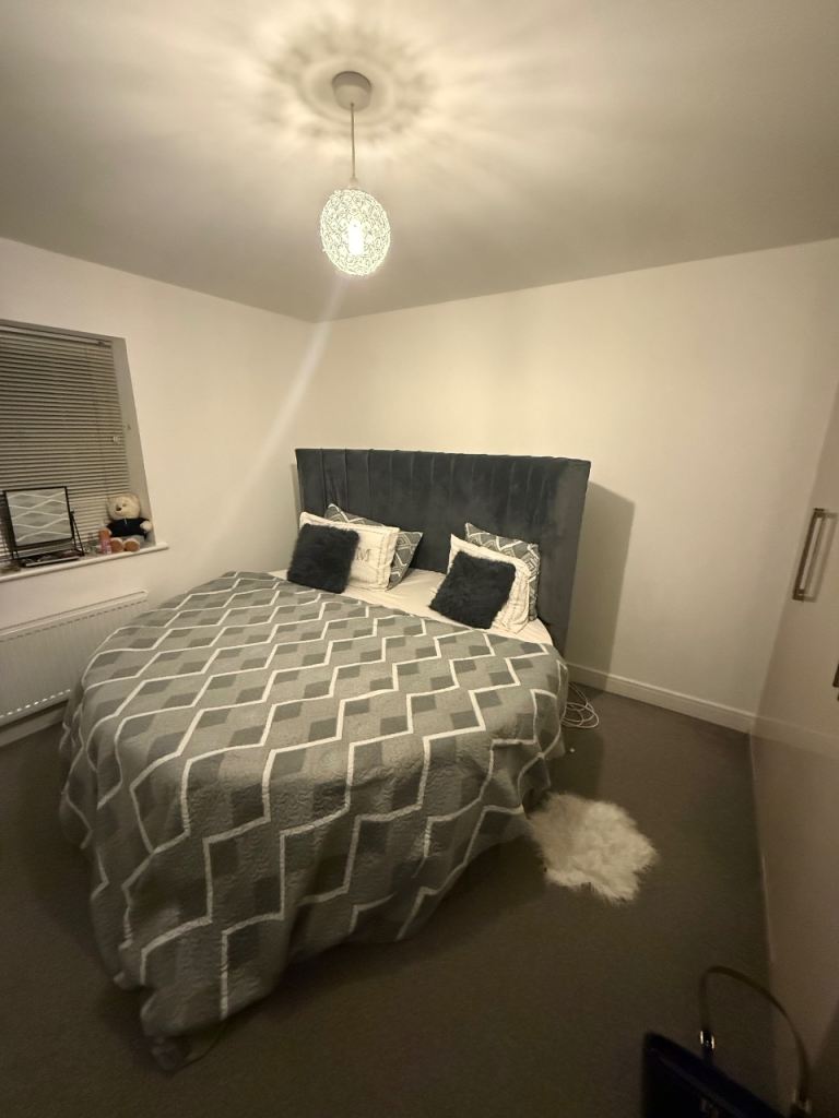 Super King Size Circle Bed