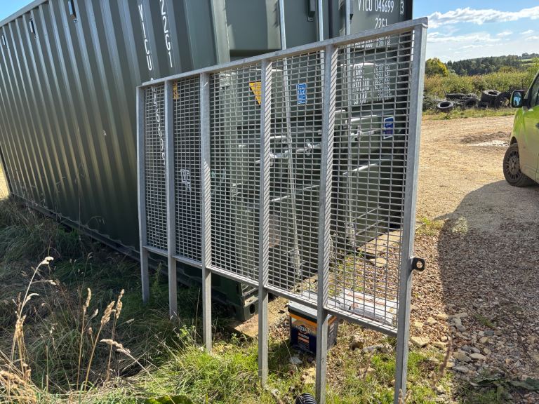 Ifor williams tail gate