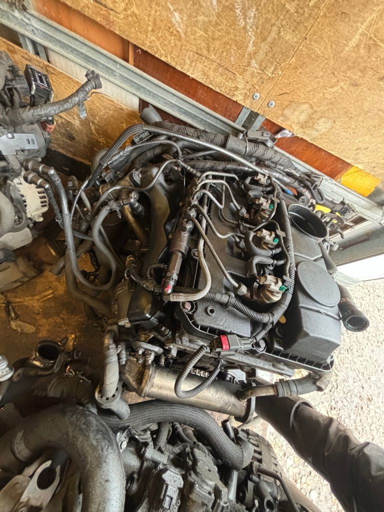Ford transit 2.4 rwd euro 4 bare engine no auxiliary’s 06-12
