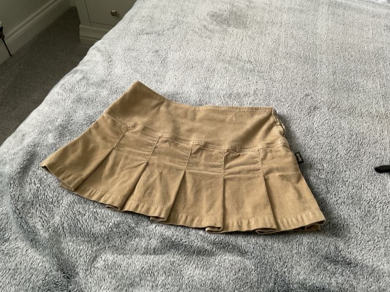 SUPERDRY MINI SKIRT SIZE 6