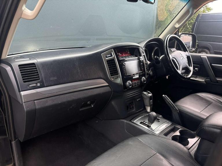 MITSUBISHI SHOGUN 3.2 DI-DC SG3 Auto 4WD Euro 6 5dr LWB 2017