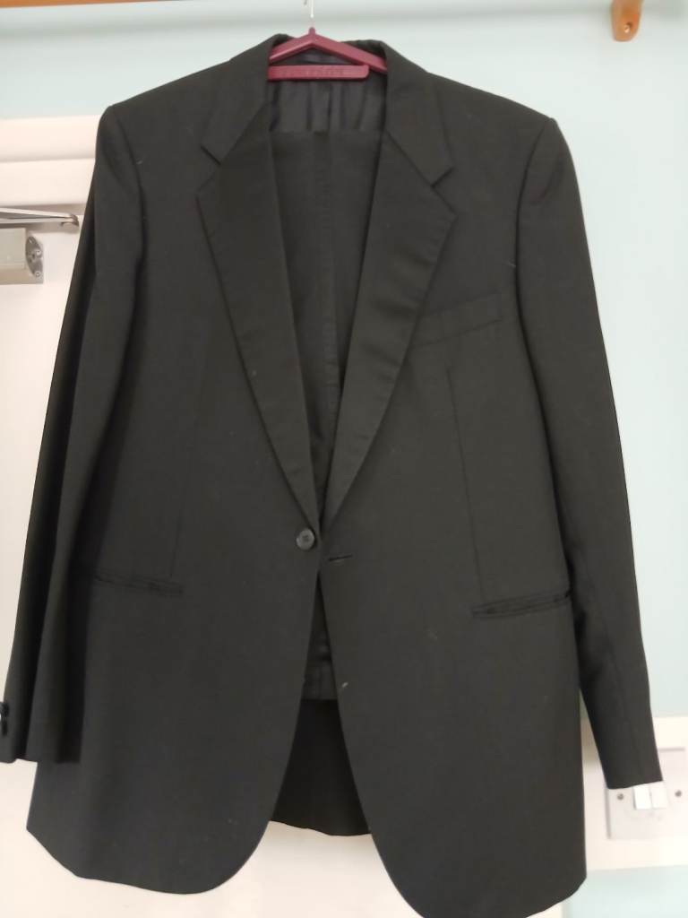 Mens Dinner / Prom suit