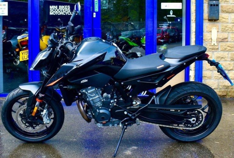 2022 22 KTM 890 DUKE NAKED EURO 5 (115 PS)
