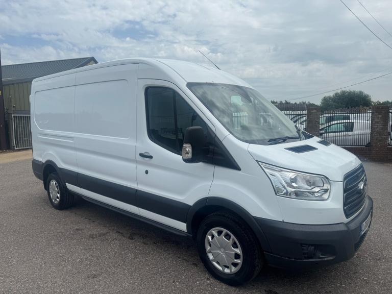 2018 Ford Transit 350 2.0 TDCi 130psL3  H2 Van TREND AIR CON SAT NAV FSH PANEL VAN Diesel Manual