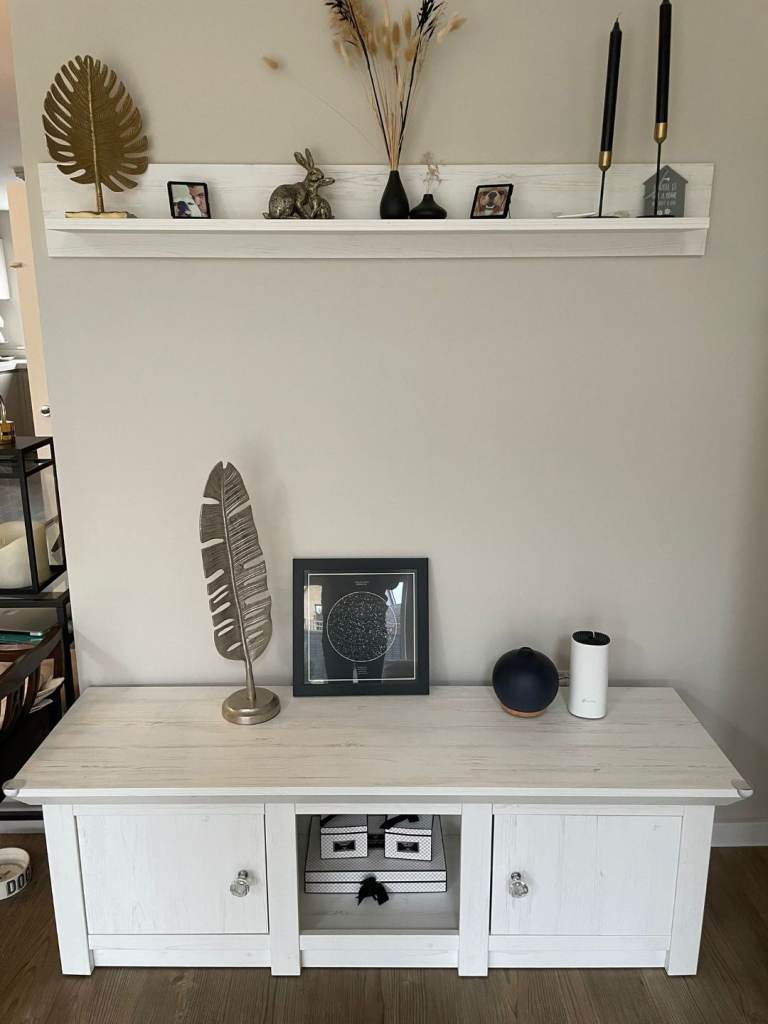 TV unit and matching shelf