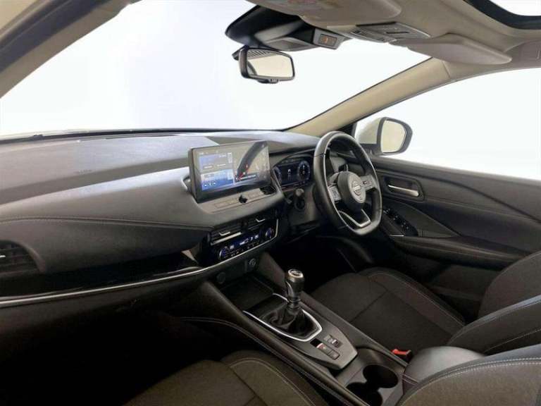 2022 Nissan Qashqai 1.3 DIG-T MHEV N-Connecta Euro 6 (s/s) 5dr Manual SUV Hybrid Manual