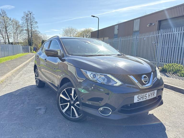 2015 Nissan Qashqai 1.5 dCi Tekna 5dr HATCHBACK Diesel Manual