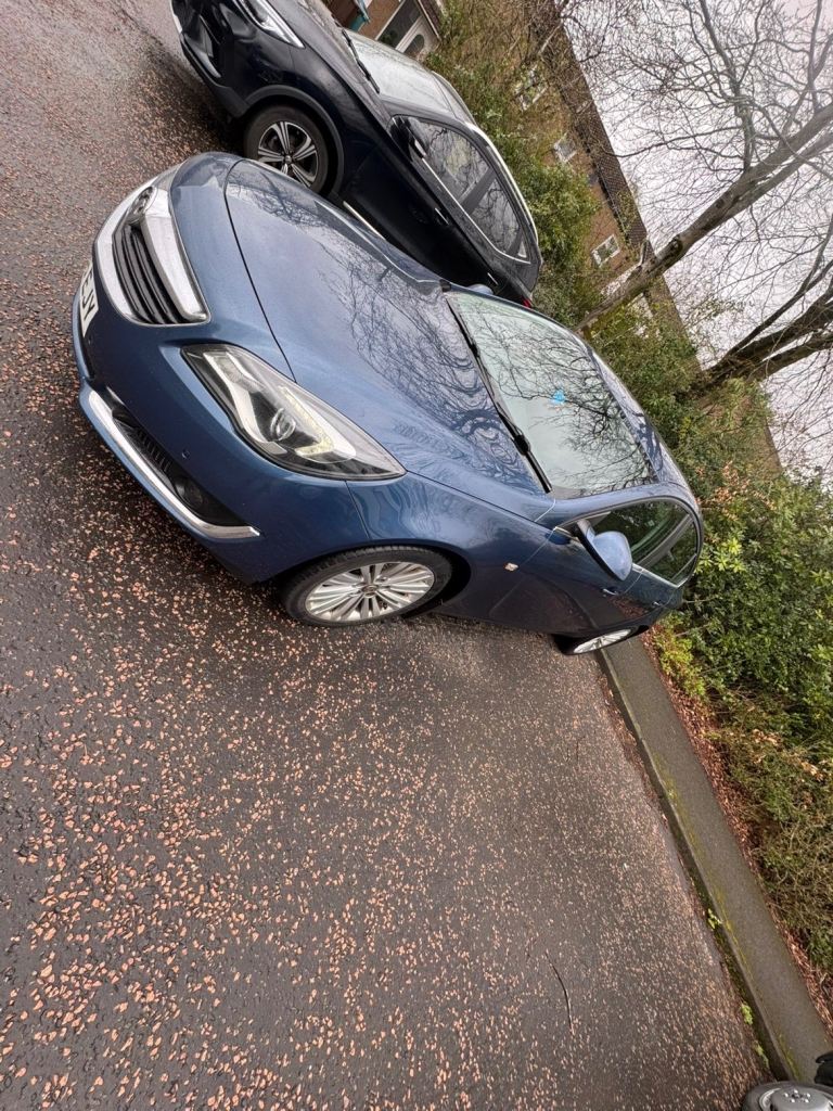 Vauxhall insignia 