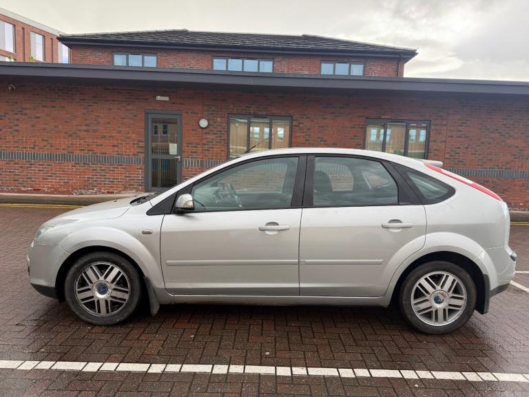 2007 Ford Focus 1.6 Ghia 5dr HATCHBACK Petrol Manual
