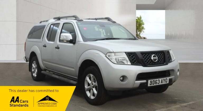 Nissan Navara DCI TEKNA 4X4 SHR DCB