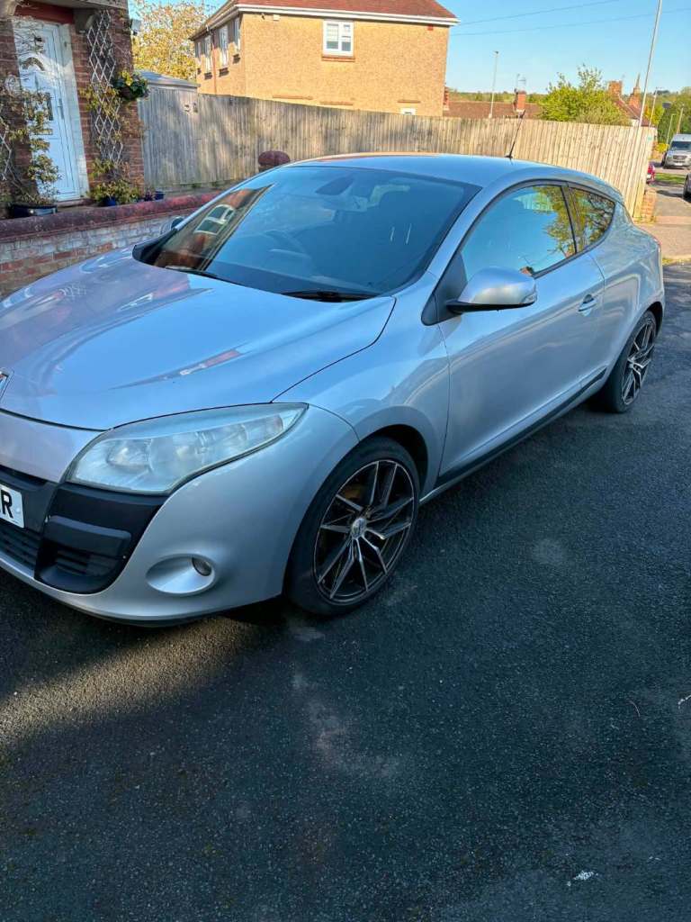 Renault, MEGANE, Coupe, 2010, Manual, 1461 (cc), 3 doors
