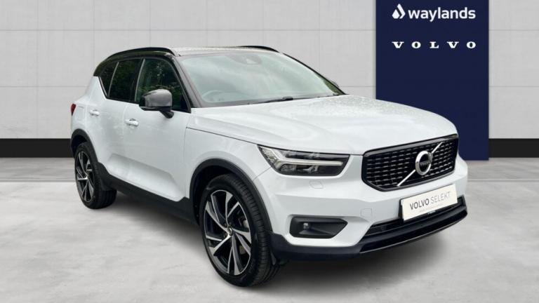2020 Volvo XC40 R-Design Pro, B4 mild hybrid ESTATE Petrol Automatic