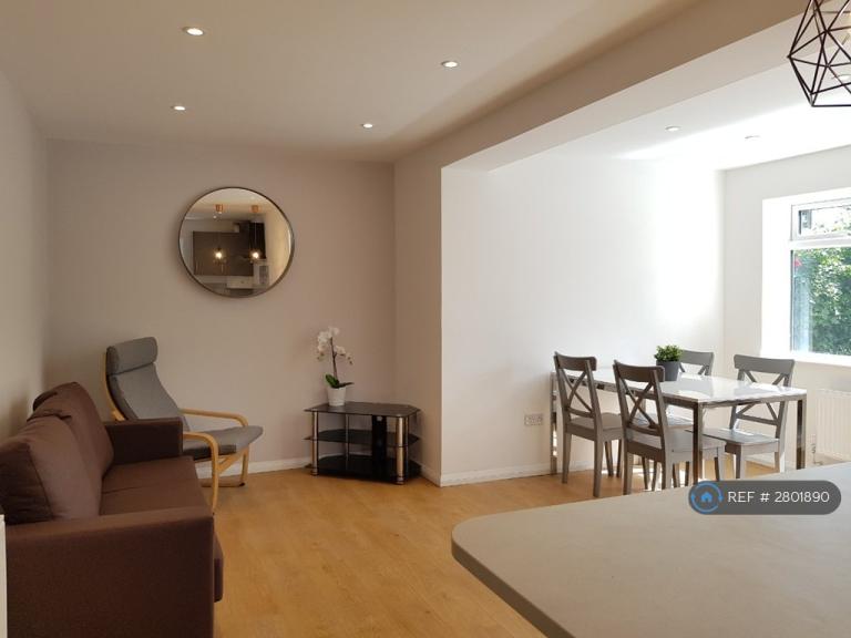 4 bedroom house in Rudhall Grove, Bristol, BS10 (4 bed) (#2801890)