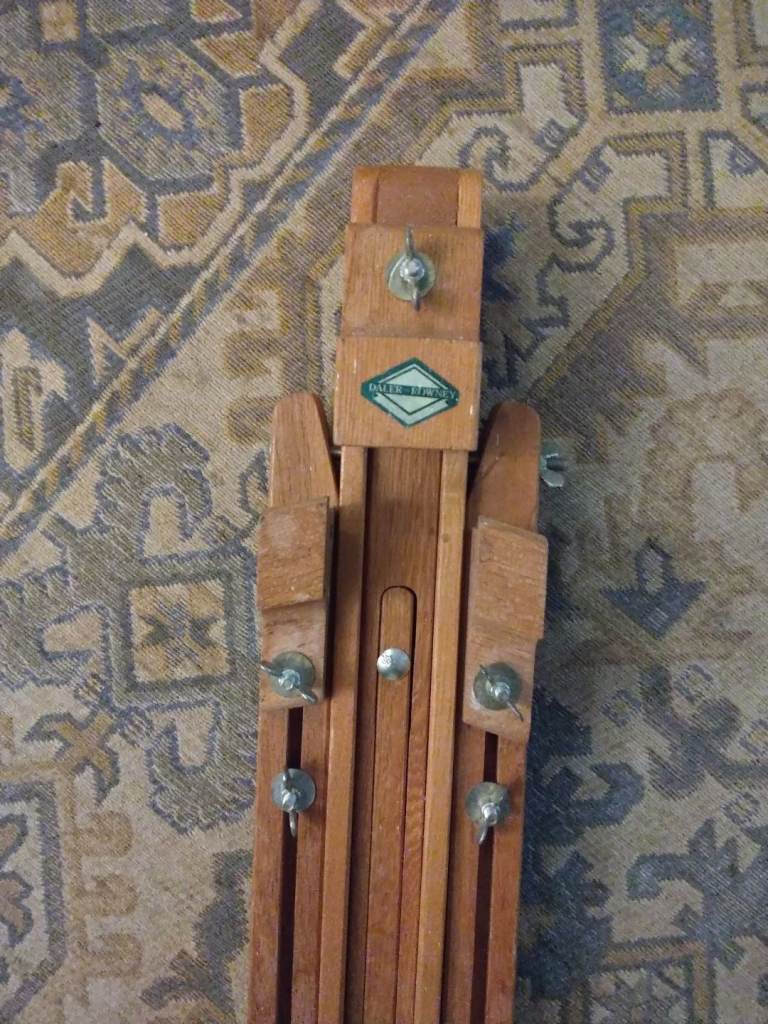 Vintage Daler Rowney Portable Folding Artists Easel.