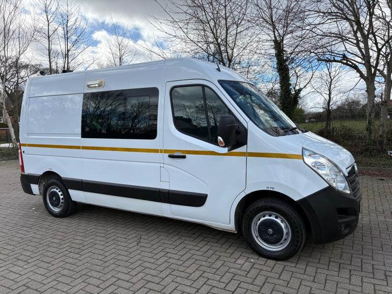 69reg Vauxhall Movano 3500 2.3cdti 6spd Mwb Med-Rf 6 Seat Welfare / Messing Van