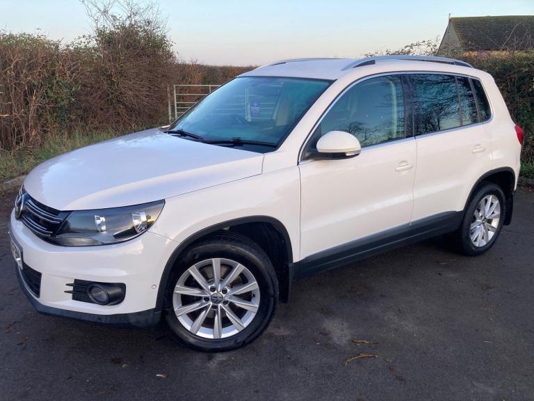 2013 Volkswagen Tiguan 2.0 TDI BlueMotion Tech SE 4WD Euro 5 (s/s) 5dr ESTATE Diesel Manual