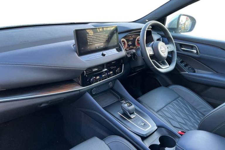 2022 Nissan Qashqai 1.3 DiG-T MH 158 Tekna+ 5dr Xtronic Automatic Hatchback Petrol Automatic