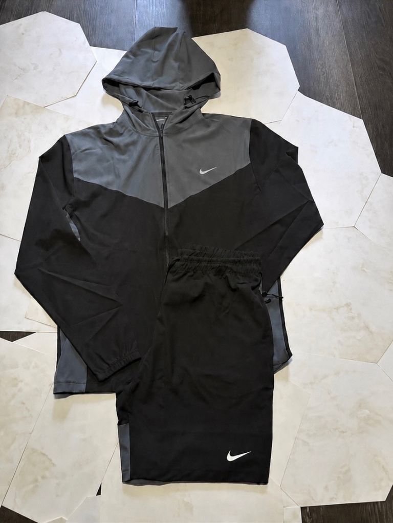 Nike set black and grey size large 