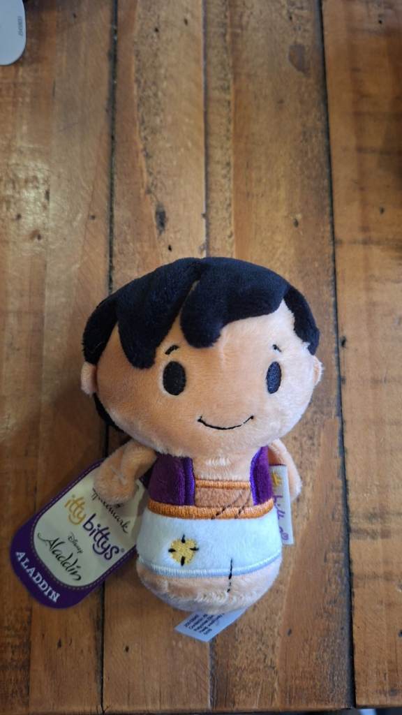 Hallmark Ittybittys 'Aladdin' Small Plush Teddy Bear