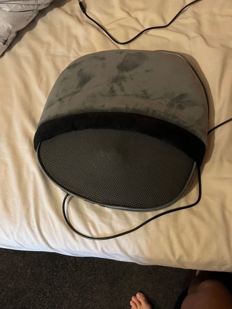Foot massager with Heat Function – Grey, Good Condition