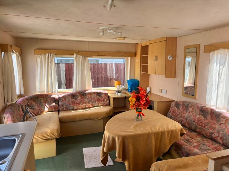 2 bedroom static caravan 