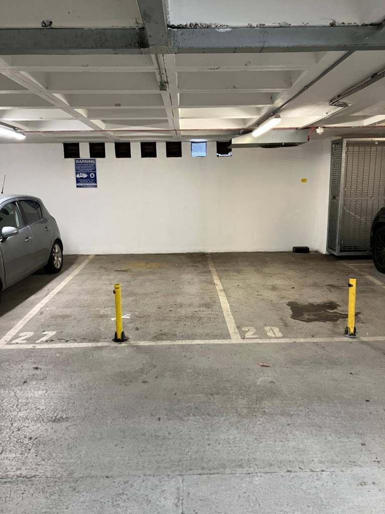Parking Space to rent in London (SE1) | Stashbee